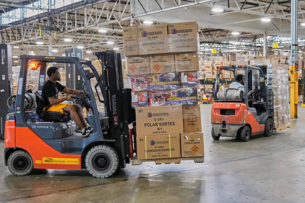 IMG-深圳众瑞供应链管理有限公司 一体化跨境物流服务专家